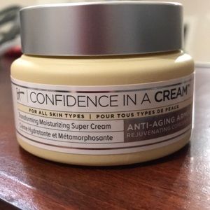IT Confidence in a Cream Anti-Aging Armor